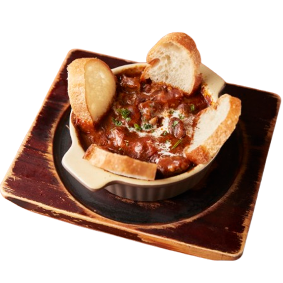 洋食屋の牛すじ煮込み